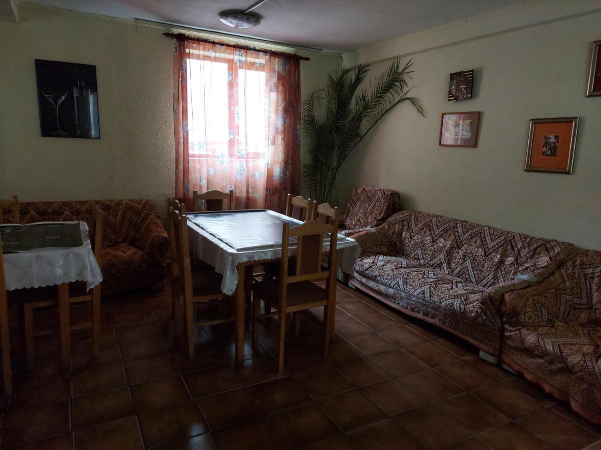 Pensiune Casa Barcaru Azuga Exterior foto